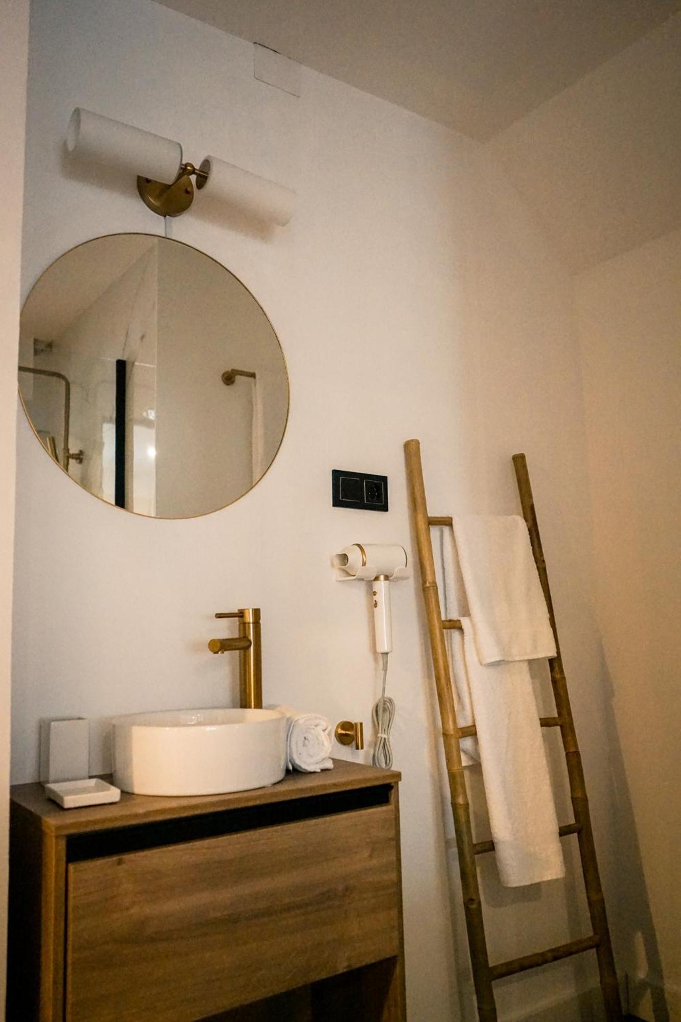 Apartment Triana 136 *
